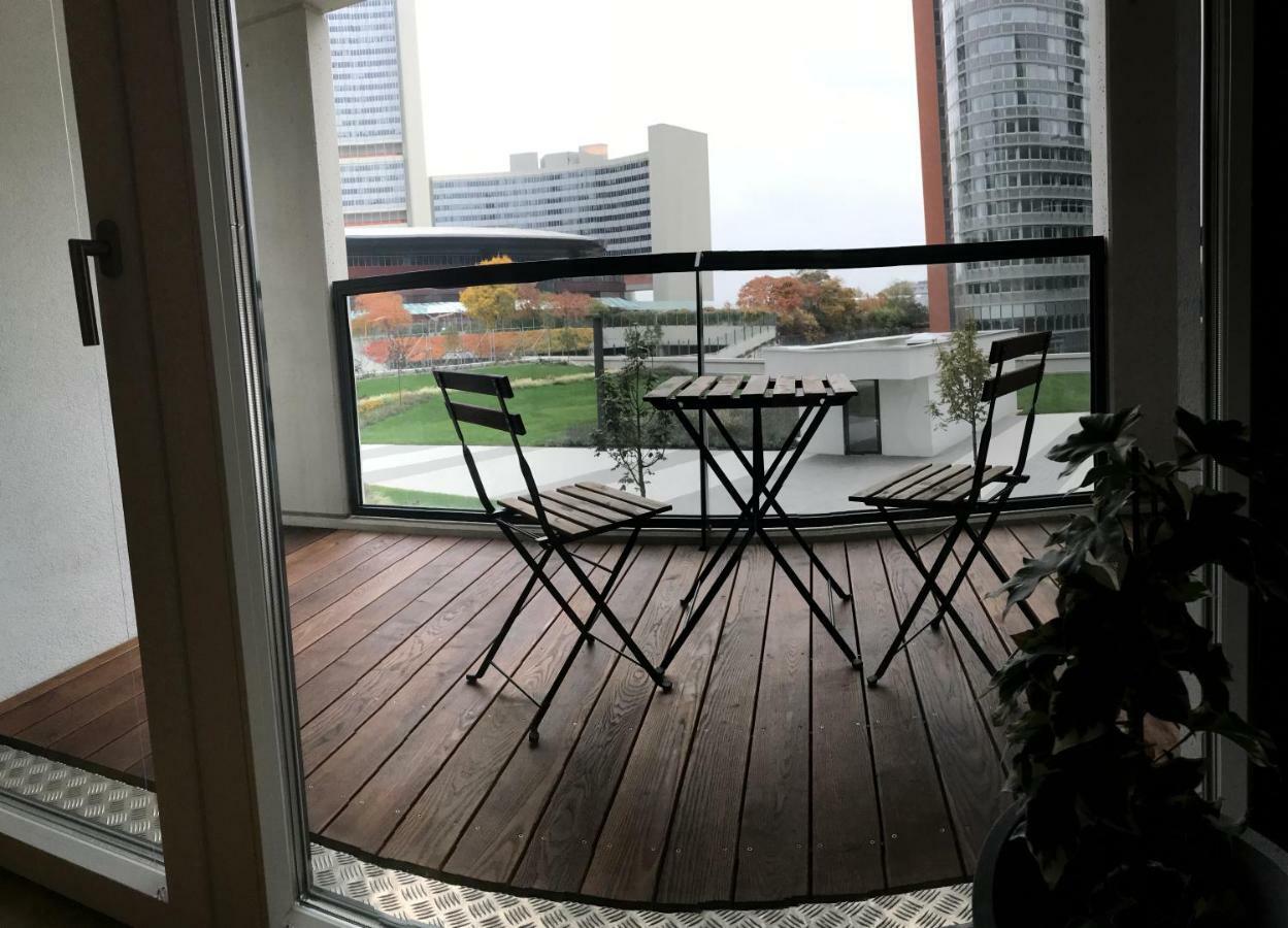 Apartment With Parking On Premise Wien Exterior foto