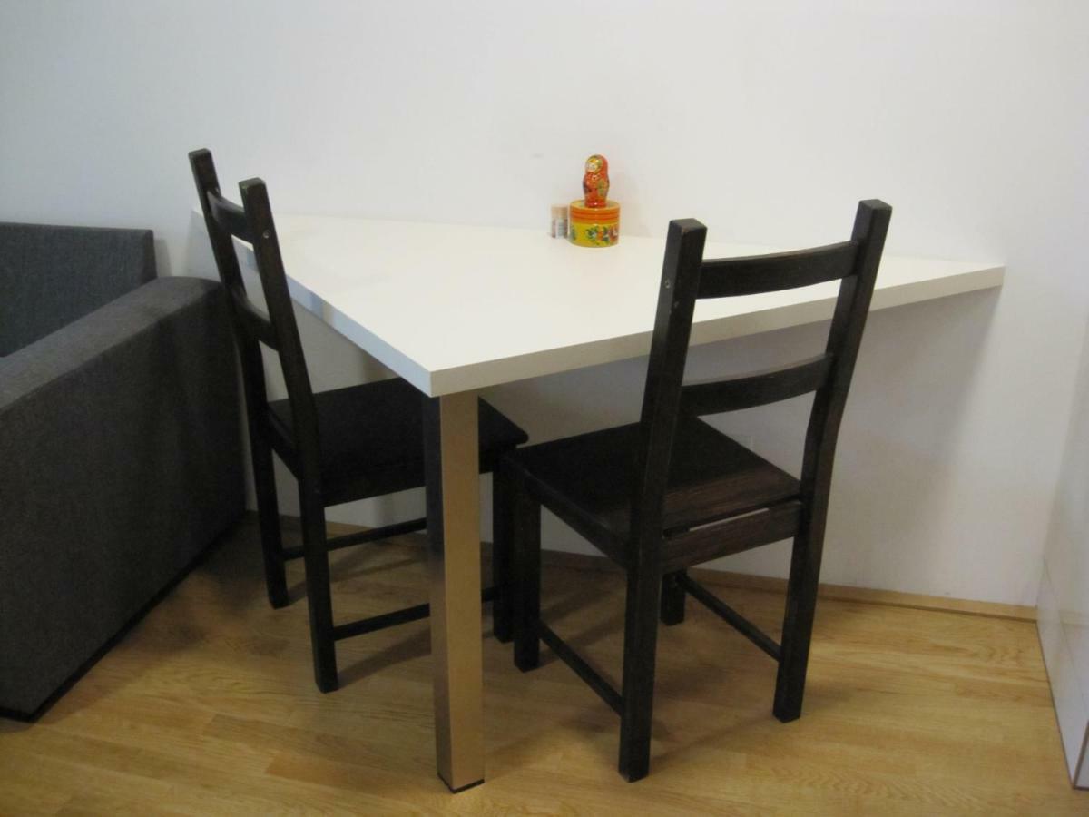 Apartment With Parking On Premise Wien Exterior foto